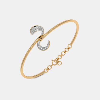 The Sahrivya Twister Bangle