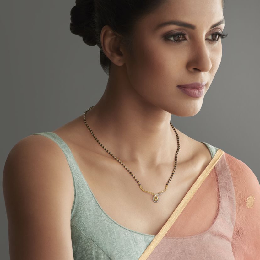The Sumaiya Mangalsutra Pendant - image 3