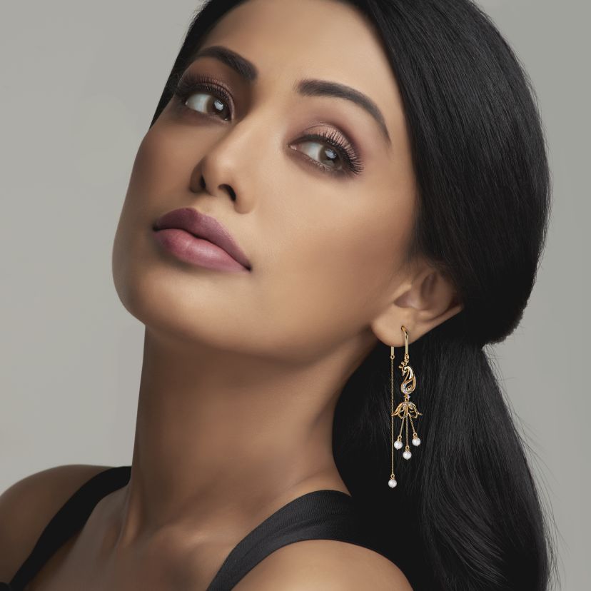 The Kamini Sui Dhaga Earrings - image 3